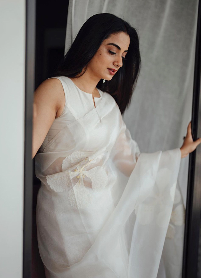 Namitha-Pramod-3.jpg 4