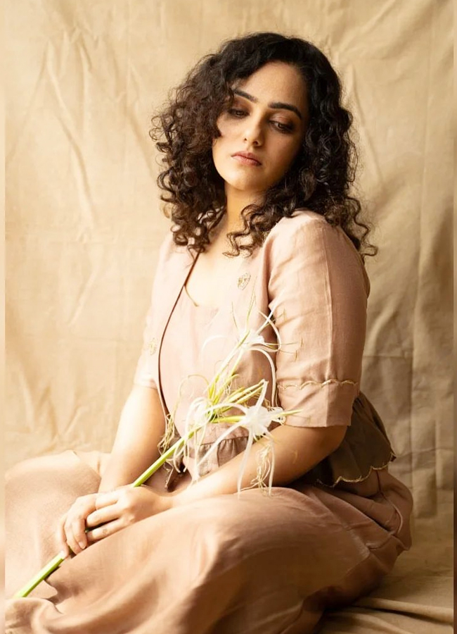 Nithya-Menen-29.jpg 30