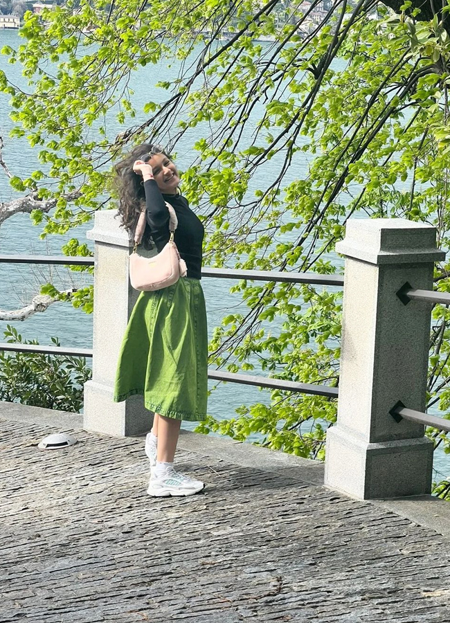 Sitara-3.jpg 4
