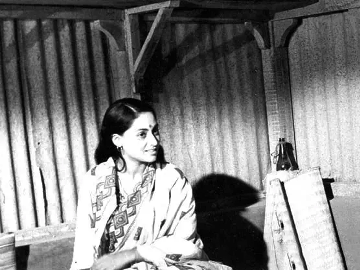 Jaya-Bhaduri-Bachchan-15.jpg 18