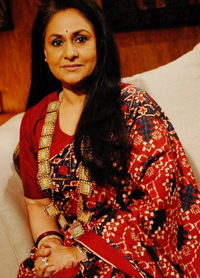 Jaya-Bhaduri-Bachchan-23.jpg 26