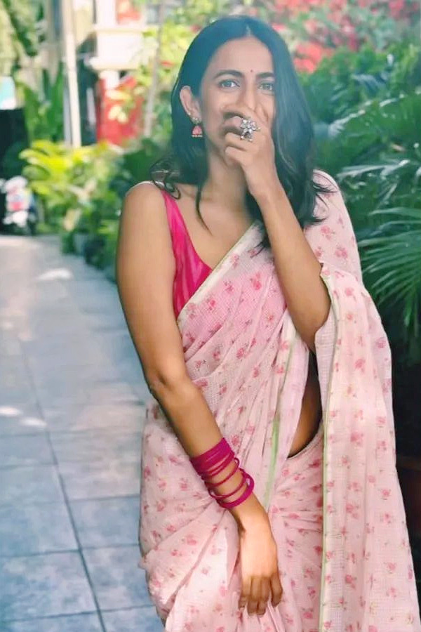 Niharika_20Fell_20in_20Love_20Once_20Again_20Her_20Latest_20Instagram_20Post_20Goes_20Viral_20Photos_20_2820_29.jpg 21