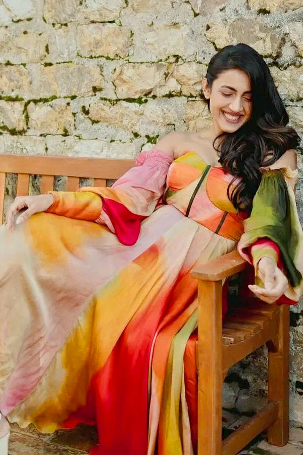 Niharika_20Fell_20in_20Love_20Once_20Again_20Her_20Latest_20Instagram_20Post_20Goes_20Viral_20Photos_20_289_29.jpg 10