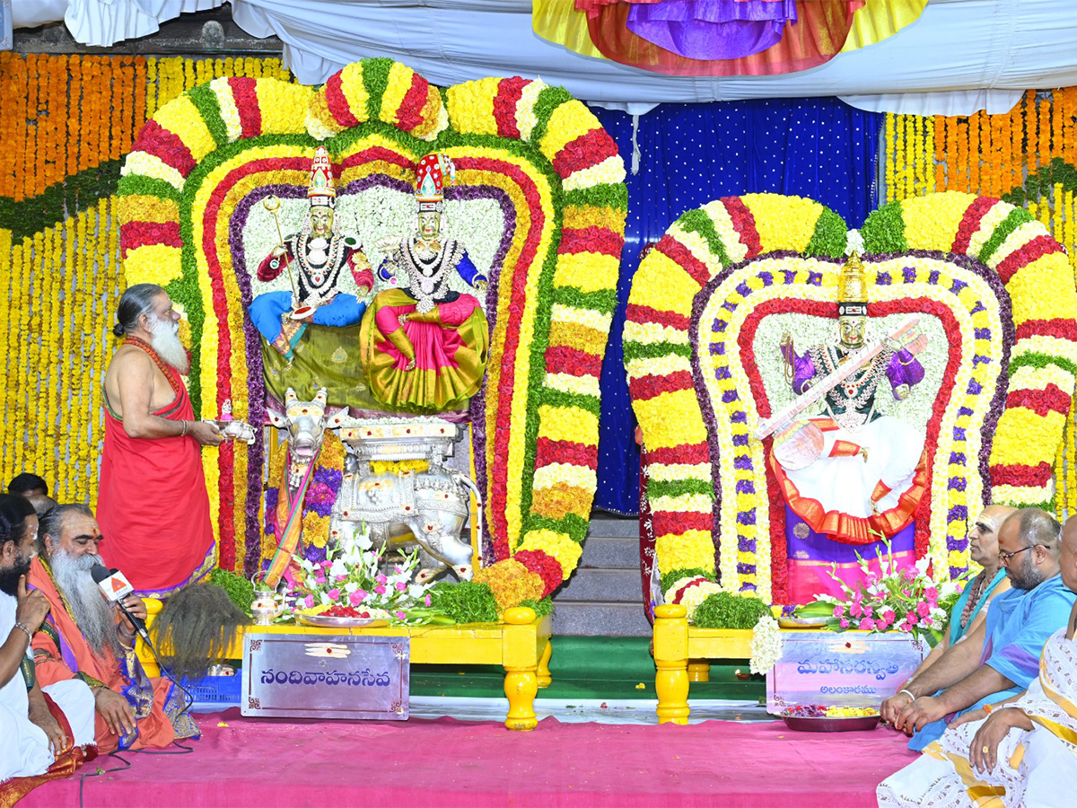Ugadi_202024_20Celebration_20at_20srisailam_20temple_20Photos-20.jpg 17