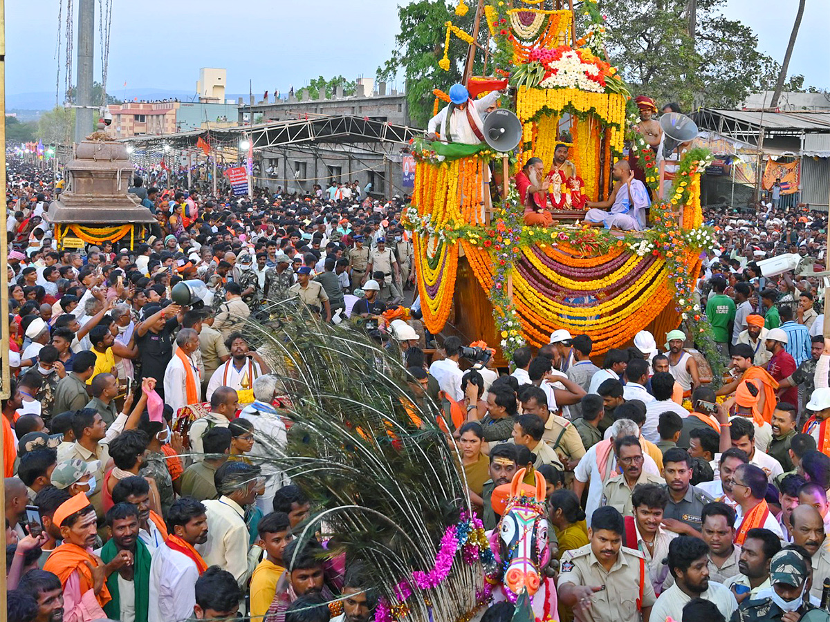 Ugadi_202024_20Celebration_20at_20srisailam_20temple_20Photos-25.jpg 21
