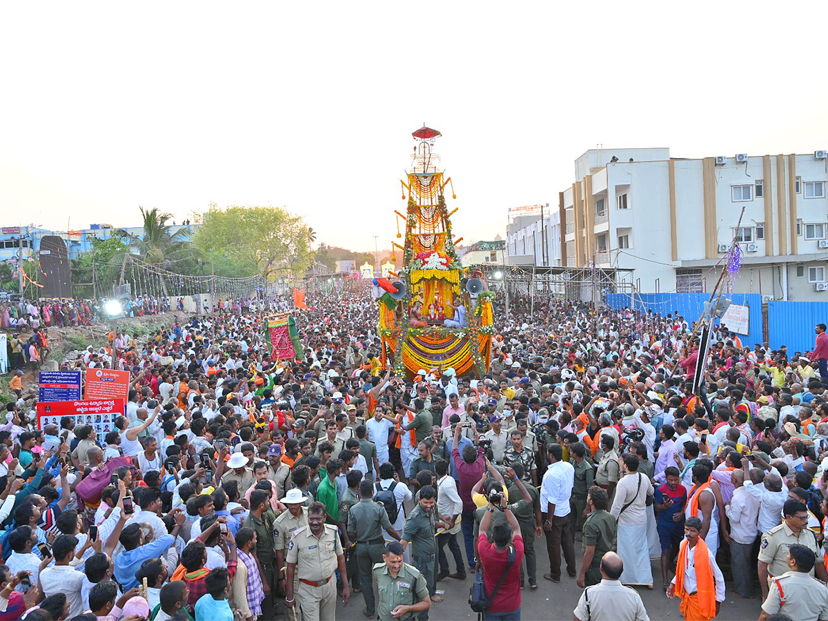 Ugadi_202024_20Celebration_20at_20srisailam_20temple_20Photos-26.jpg 22