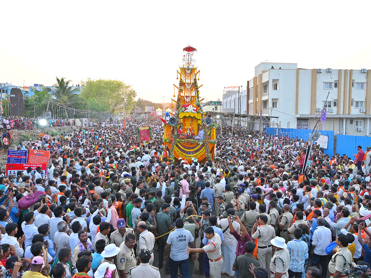 Ugadi_202024_20Celebration_20at_20srisailam_20temple_20Photos-27.jpg 23