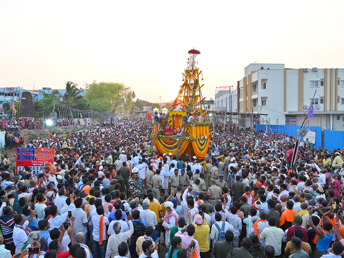 Ugadi_202024_20Celebration_20at_20srisailam_20temple_20Photos-29.jpg 24