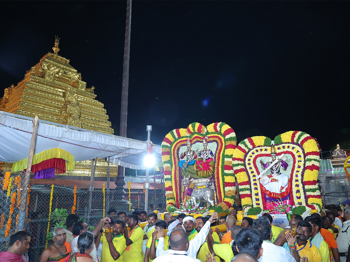 Ugadi_202024_20Celebration_20at_20srisailam_20temple_20Photos-35.jpg 29