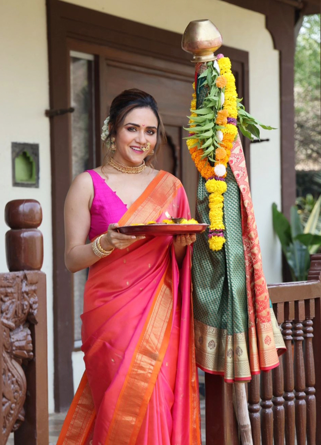 12.Amruta-Khanvilkar-Gudi-Padwa-2024.jpg 13