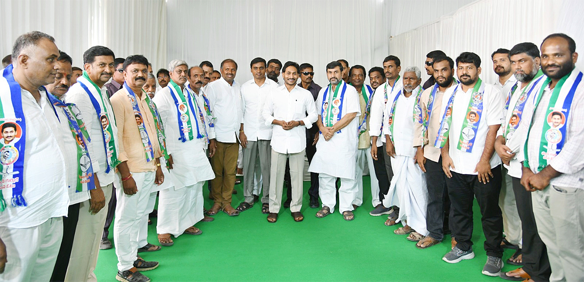 AP_20Opposition_20Party_20Leaders_20Joined_20In_20YSRCP-5.jpg 5