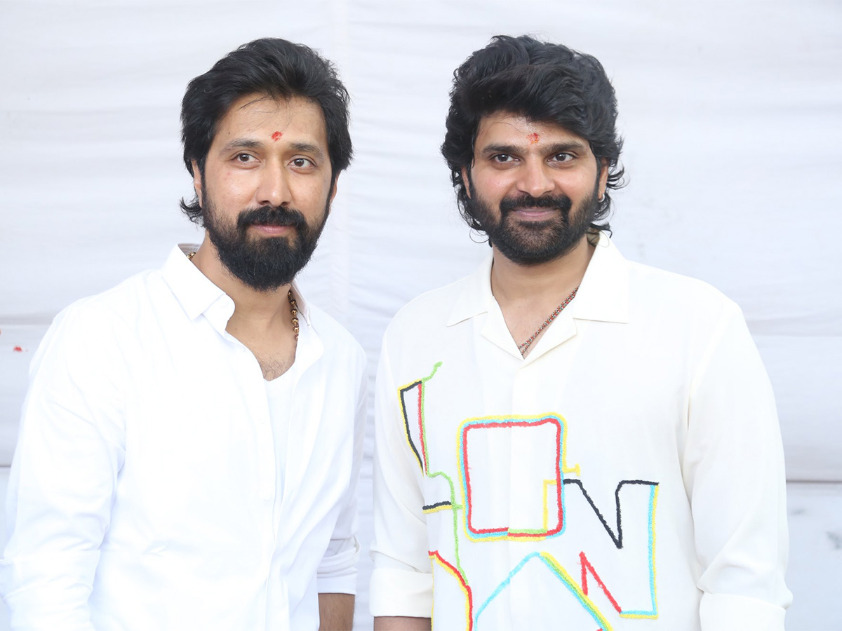 Hero_20Sree_20Vishnu_20New_20Movie_20Opening_20Photos-5.jpg 5