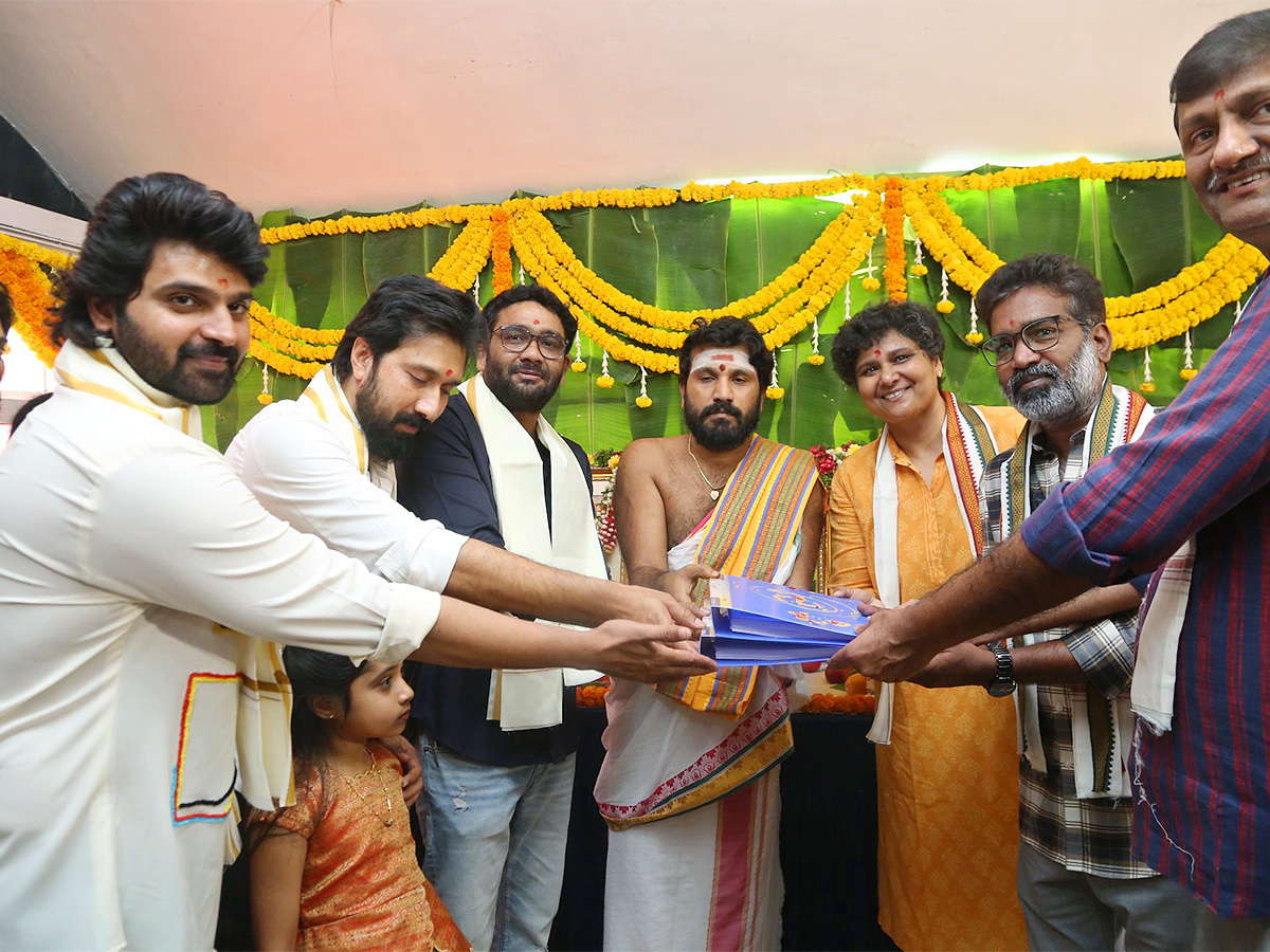 Hero_20Sree_20Vishnu_20New_20Movie_20Opening_20Photos-7.jpg 7