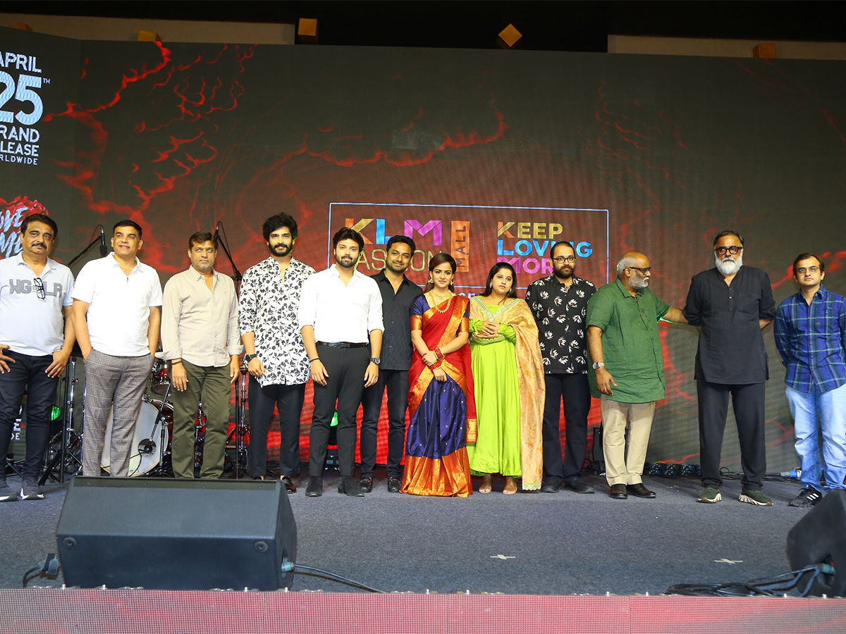 Love_20Me_20Movie_20Audio_20Function_20photos-19.jpg 18
