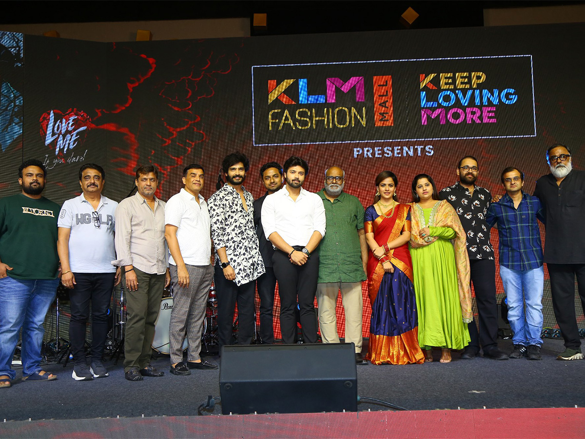 Love_20Me_20Movie_20Audio_20Function_20photos-20.jpg 19