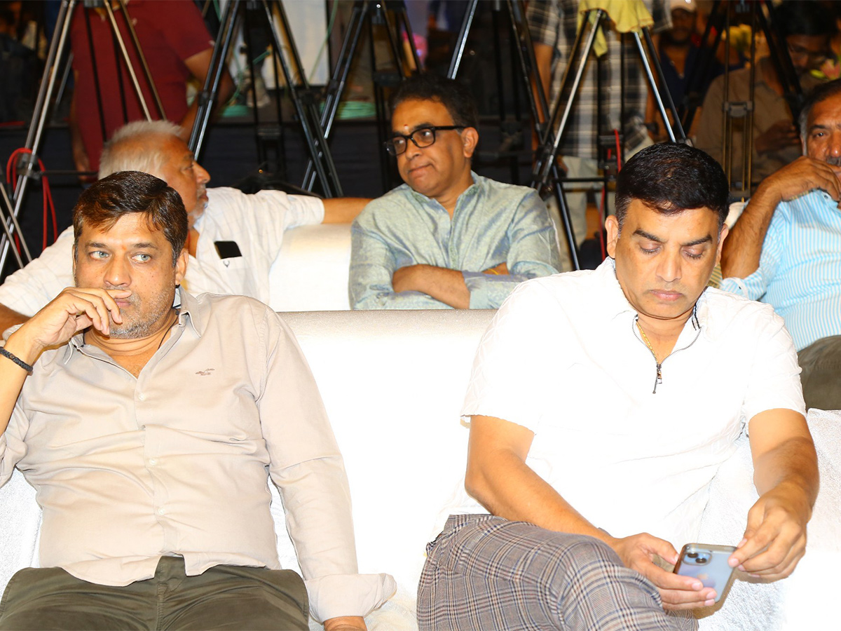 Love_20Me_20Movie_20Audio_20Function_20photos-21.jpg 20