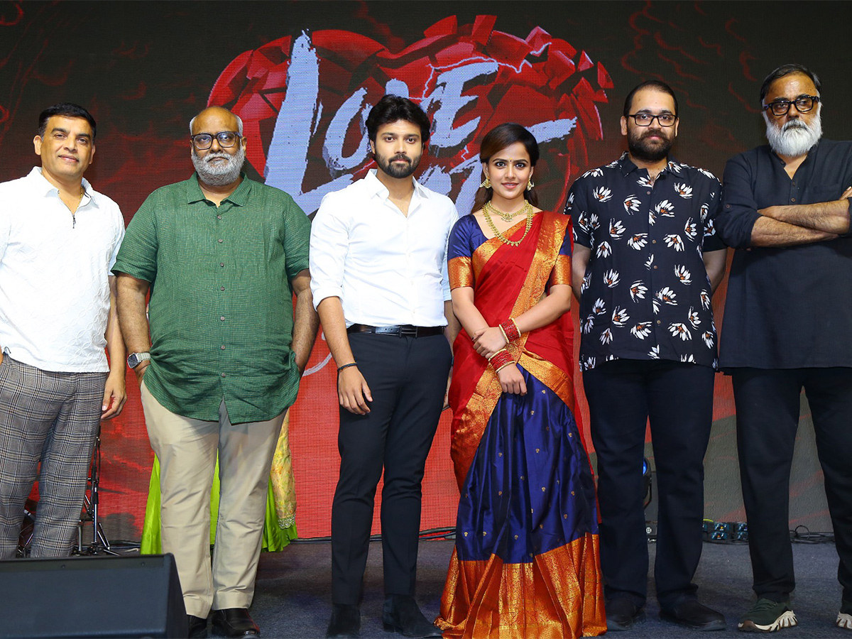 Love_20Me_20Movie_20Audio_20Function_20photos-3.jpg 3