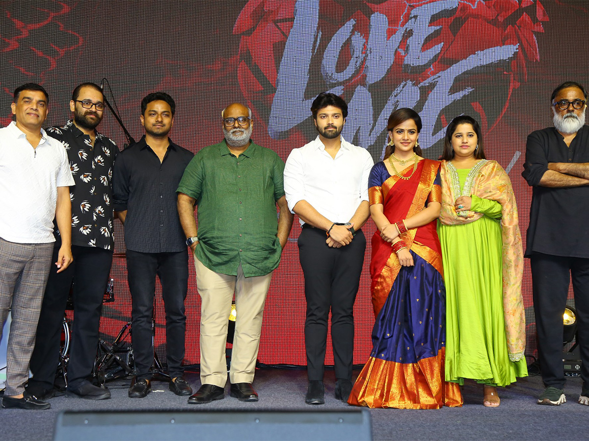 Love_20Me_20Movie_20Audio_20Function_20photos-9.jpg 9