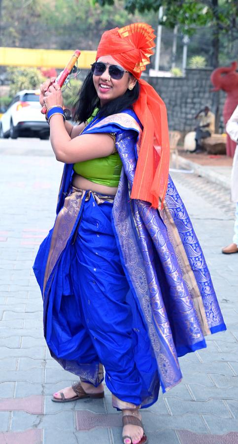 Marathi_20women_20celebrating_20Gudi_20Padwa_20celebrating_20photos-6.jpg 6