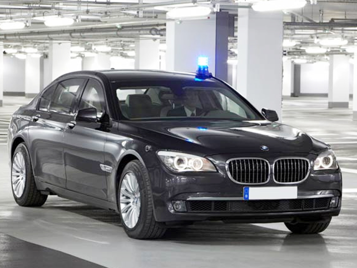 Nita-Ambani-Car-Collection-Armored-BMW-760-Li-6.jpg 7