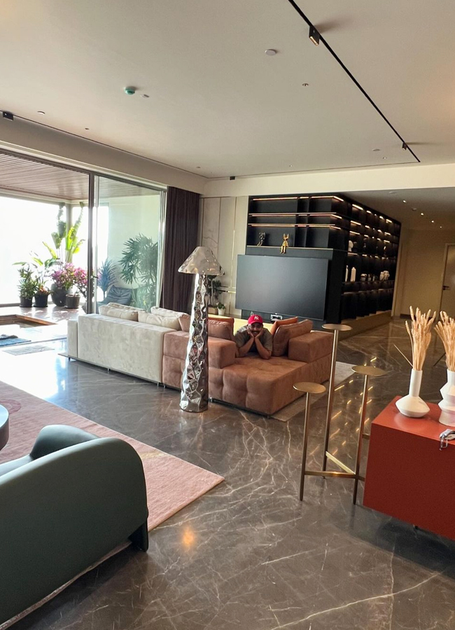 Prithvi-Shaw-Luxury-House-4.jpg 5