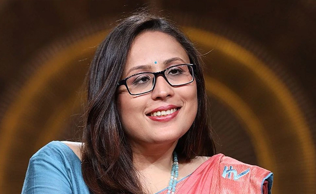 RadhikaGupta.jpg
