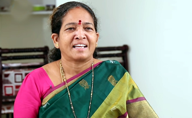 YSRCP-MLA-Viswasarayi-Kalav.jpg