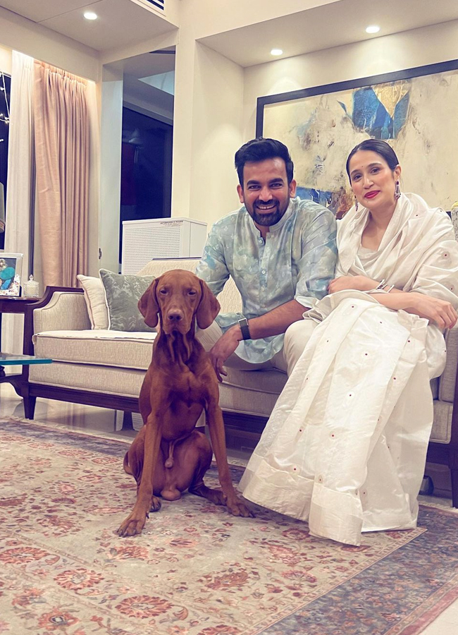 Zaheer-Khan-Gudi-Padwa-2024-9.jpg 11