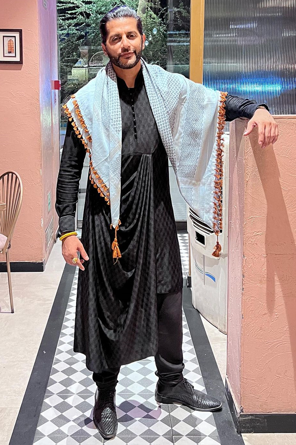 Karanvirbohra_202.jpg 17
