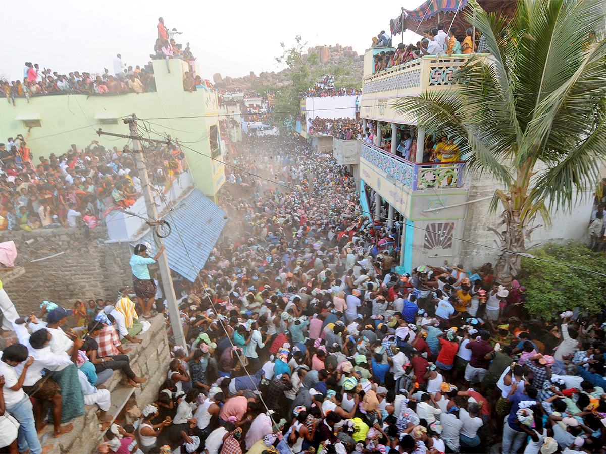 Pidakala_20Samaram_20Festival_20In_20Kairuppala_20Photo_20Gallery-13.jpg 12