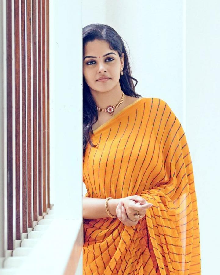 SwathishtaKrishnan-12.jpg 12