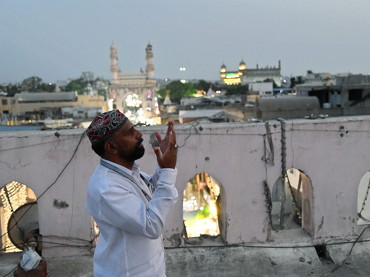 ramadan_20celebration_202024_20at_20charminar_20photos-14.jpg 14