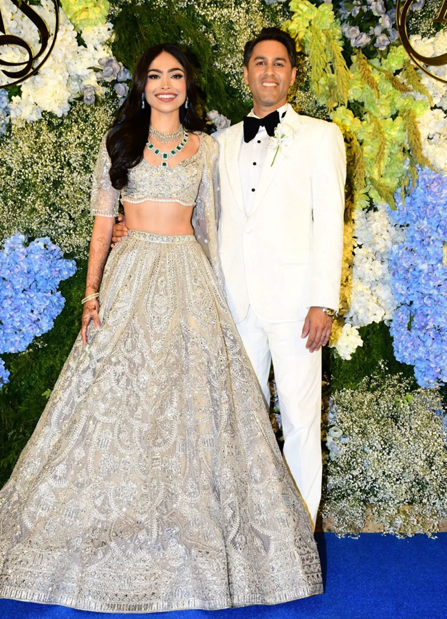 Anand-Pandit-0.jpg 2