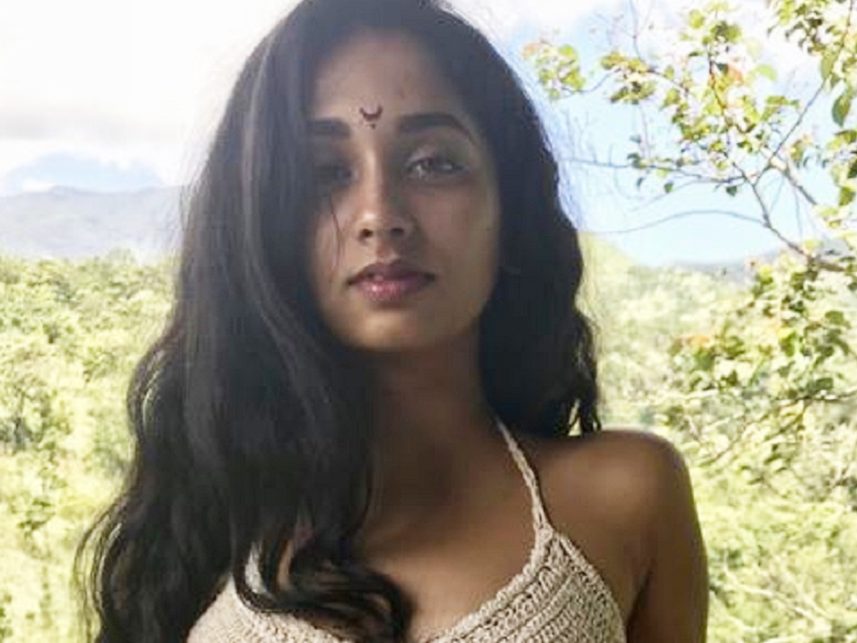 Bhavya-Ramesh.jpg 15