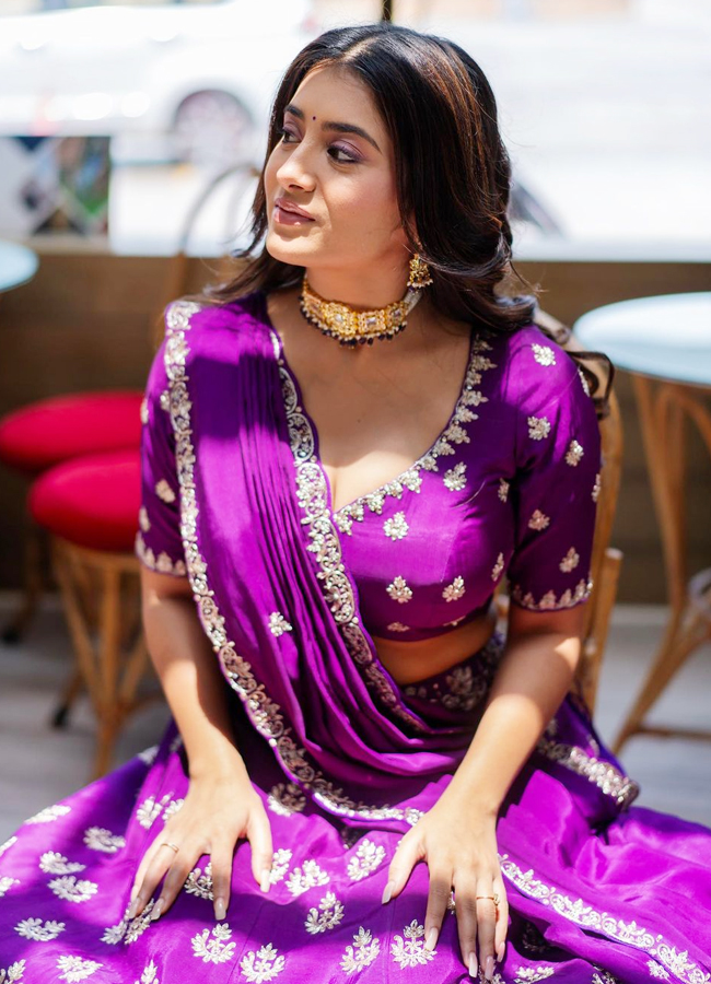 Rashi-Singh-5.jpg 6