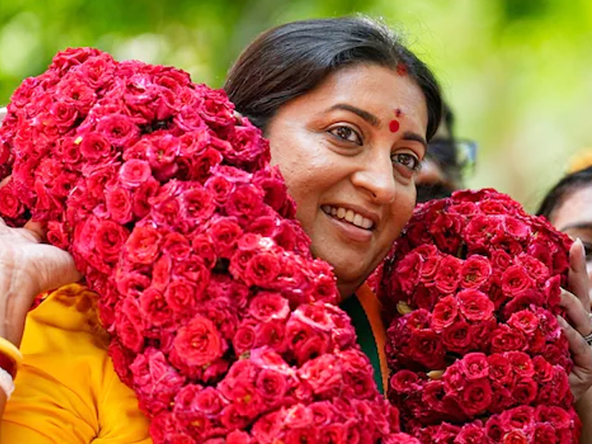Smriti-Irani.jpg 12