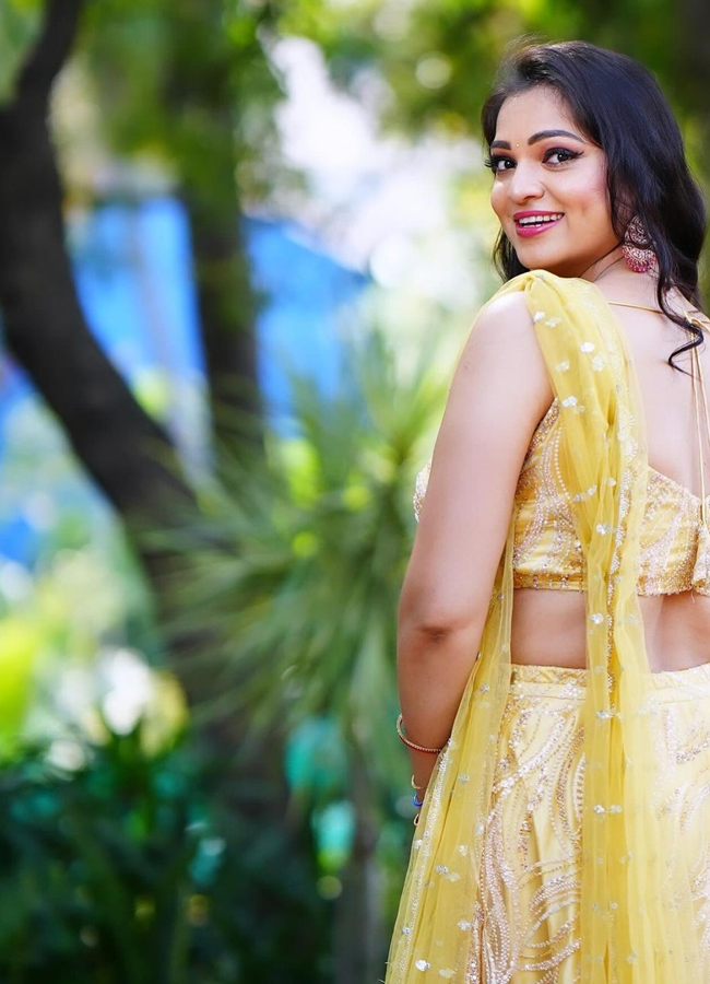 Ashwini-Sri-11.jpg 12
