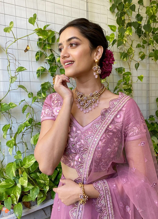 Bhagyashri-Borse-18.jpg 18