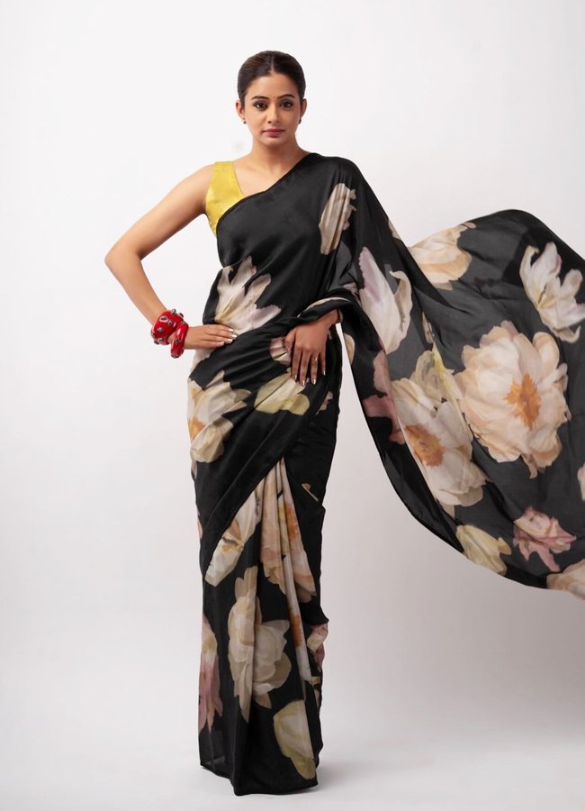 Priyamani-6.jpg 7