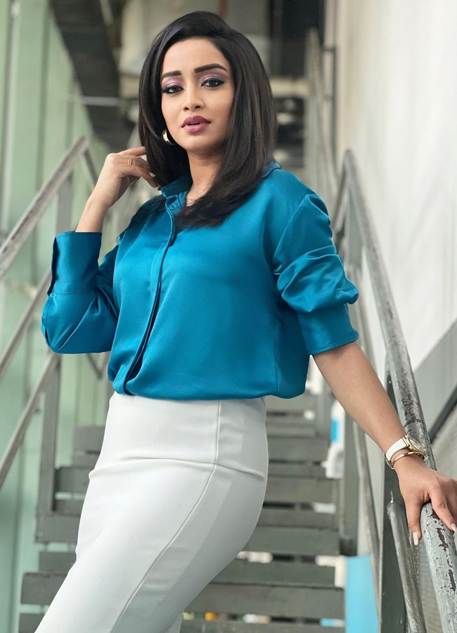 Vindhya-Vishaka-11.jpg 13