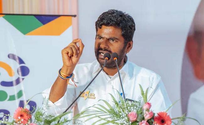 annamalai.jpg