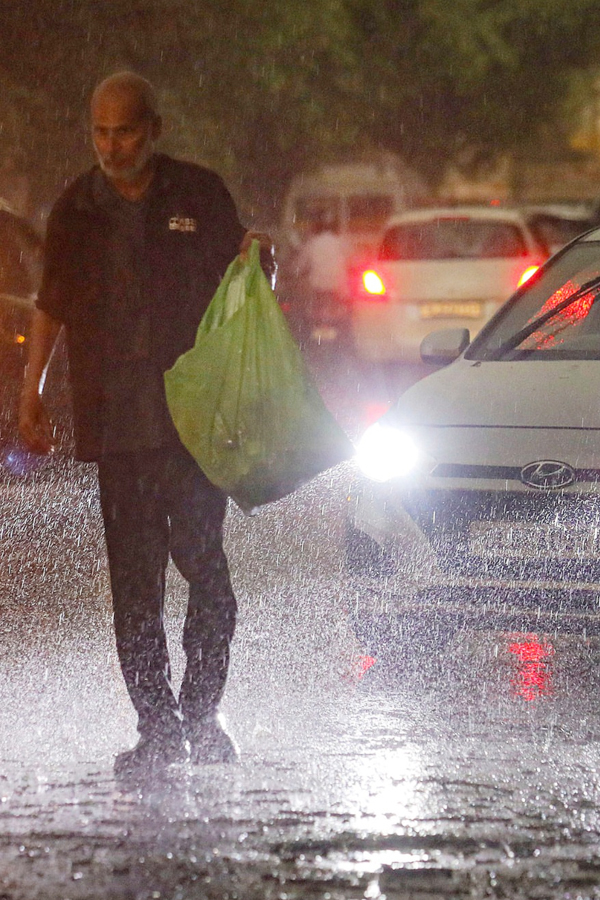 Delhi-Heavy-Rains-9.jpg 10