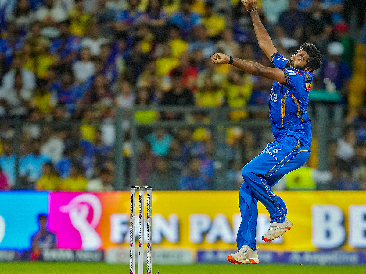 IPL_202024_20cricket_20match_20between_20Chennai_20Super_20Kings_20and_20Mumbai_20Indians-30.jpg 19