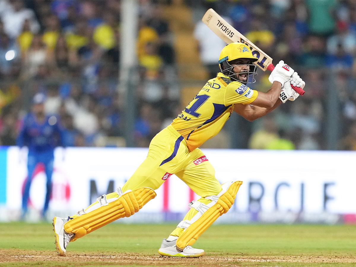 IPL_202024_20cricket_20match_20between_20Chennai_20Super_20Kings_20and_20Mumbai_20Indians-9.jpg 9