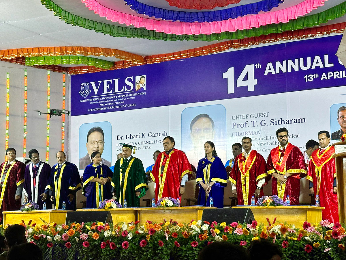 Ram_20Charan_20awarded_20honorary_20doctorate_20in_20literature_20from_20Vels_20University-6.jpg 6