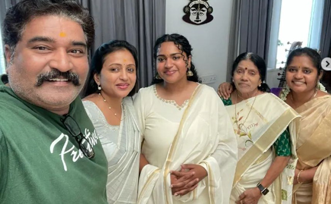 tollywood.jpg