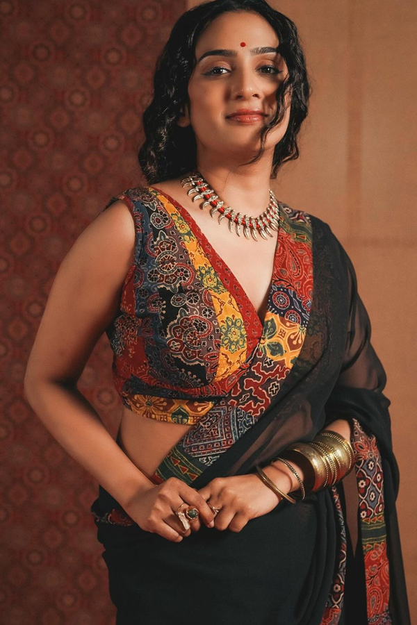 Aditi-Ravi-8.jpg 9
