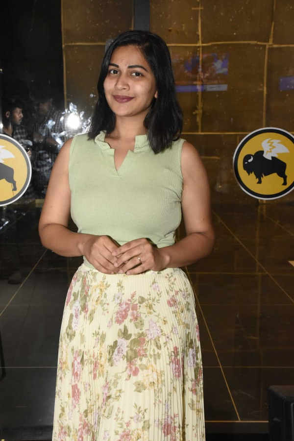 Buffalo_20Wild_20Wings_20Kokapet_20Hosts_20Spectrum_20Sparkle_20Event_20_2812_29.jpg 12