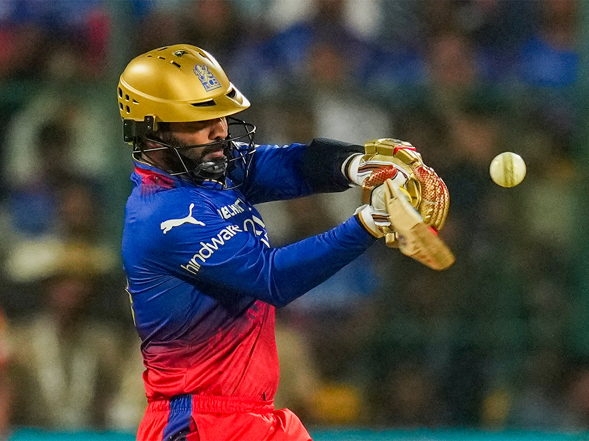 IPL_202024_20RCVvsSHR_20Match_20highlights-5.jpg 6