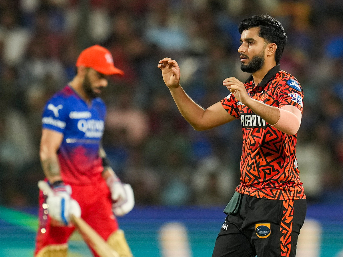 IPL_202024_20RCVvsSHR_20Match_20highlights-7.jpg 8